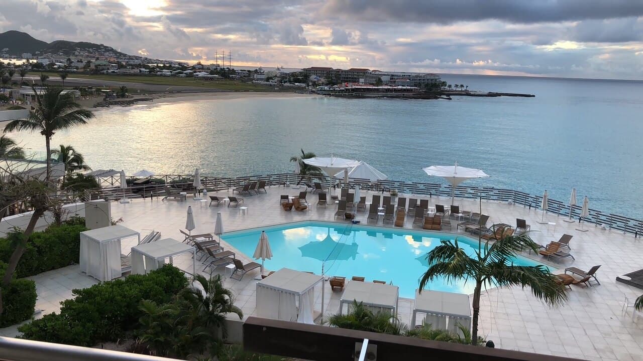 Sint Maarten: VIP Retreat & Casino Olympics